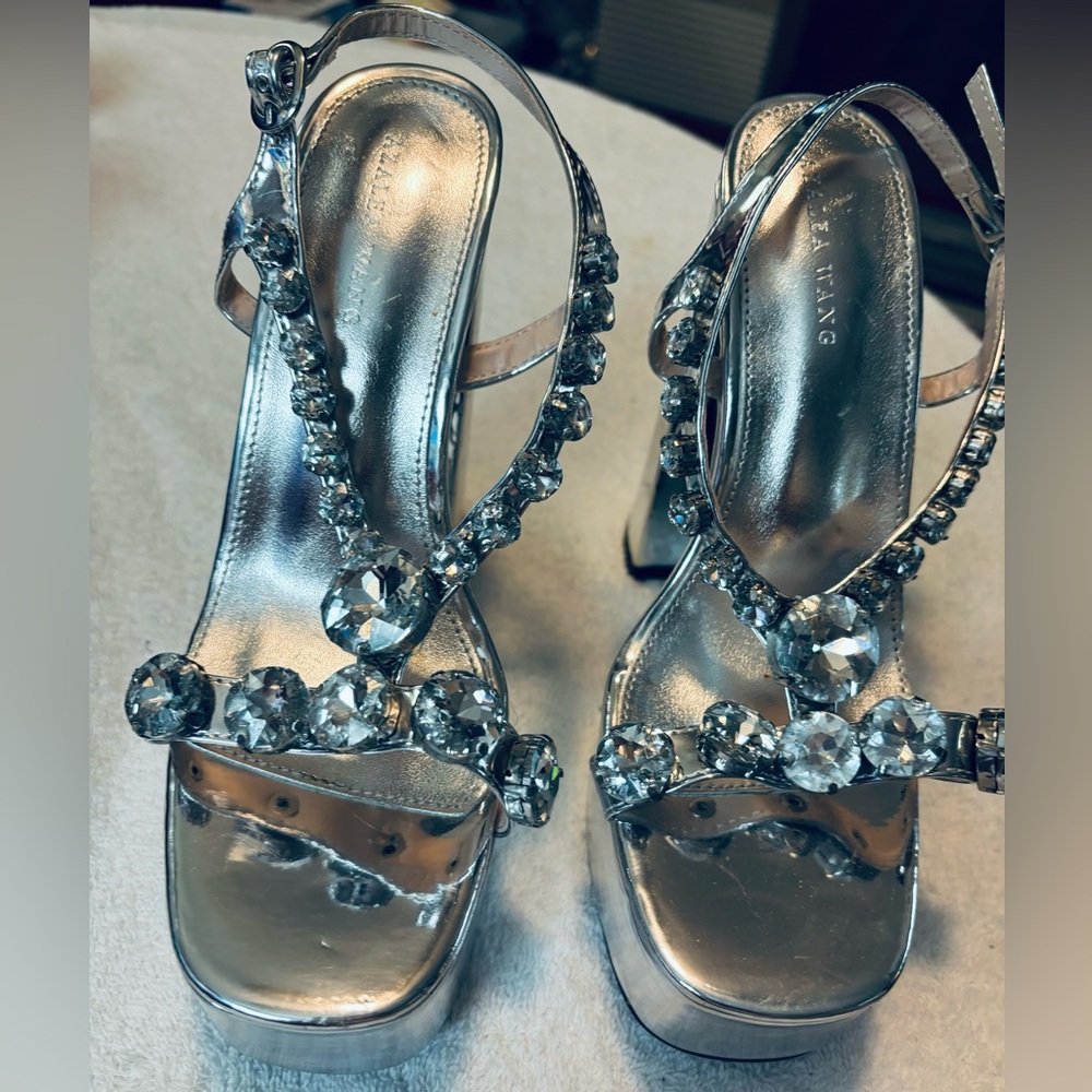 Brand New Stylish Heels By AZALEA WANG - Size 6 - Heel Height 6 Inches - box 12 - Picture 2 of 4